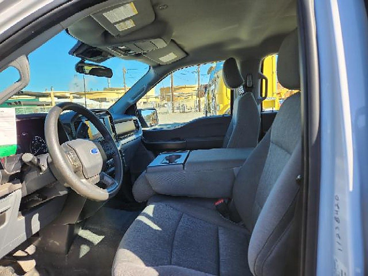 FORD F150CREWXLG4WD photo 11