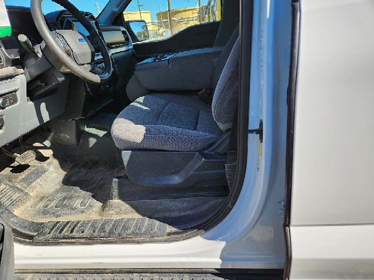 FORD F150CREWXLG4WD photo 8