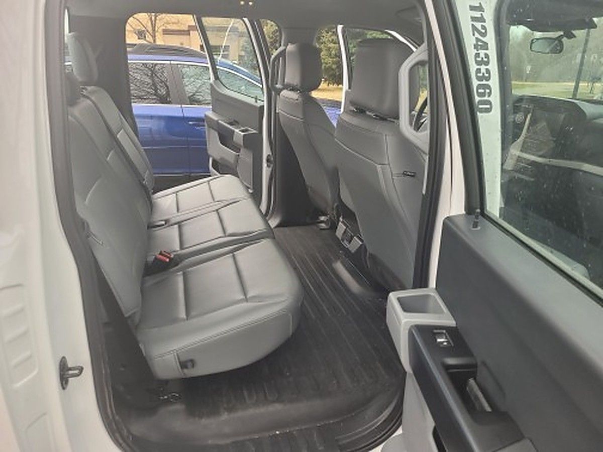 FORD F150CREWXLG4WD photo 5