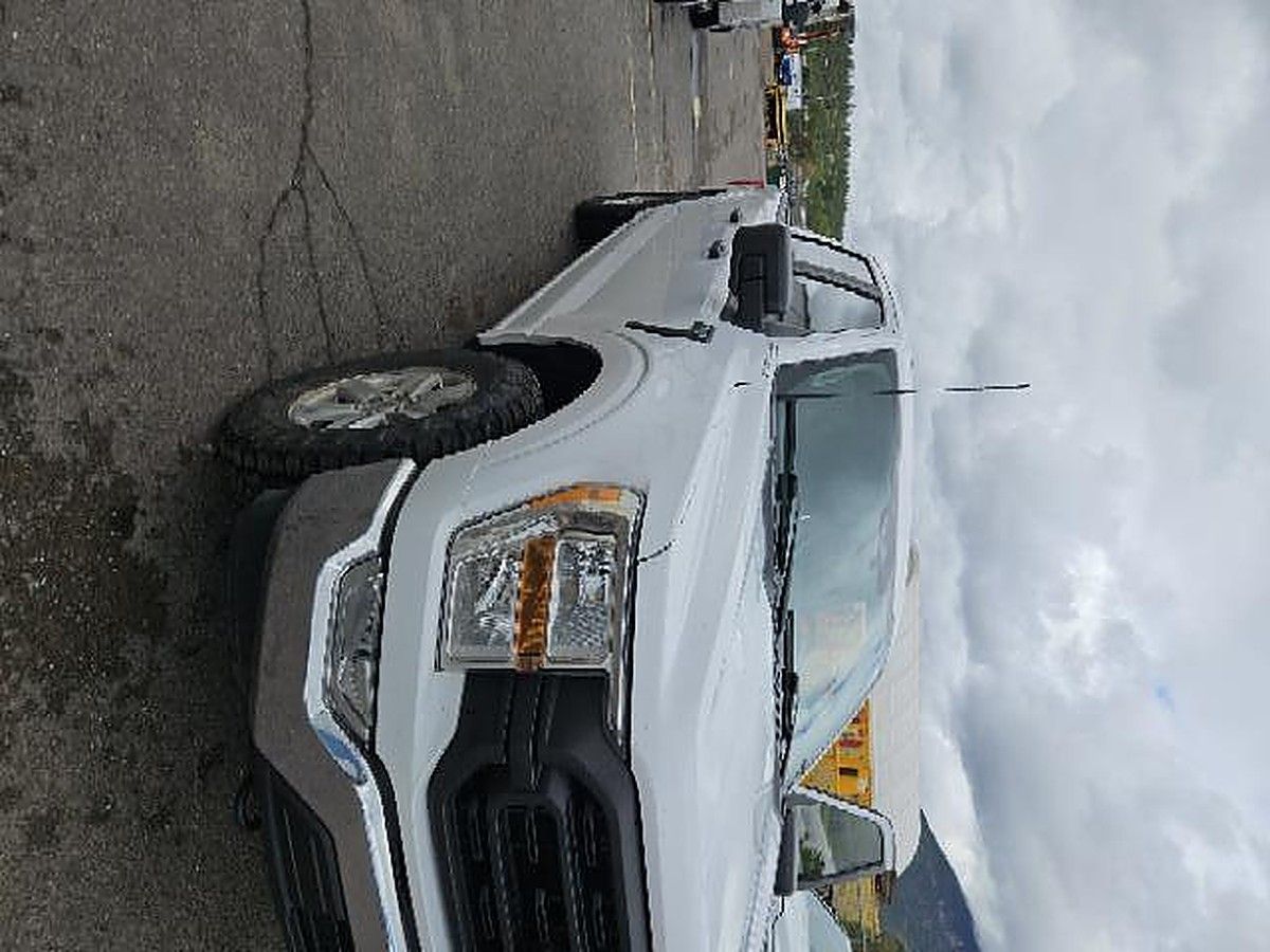 FORD F150CREWXLG4WD photo 3