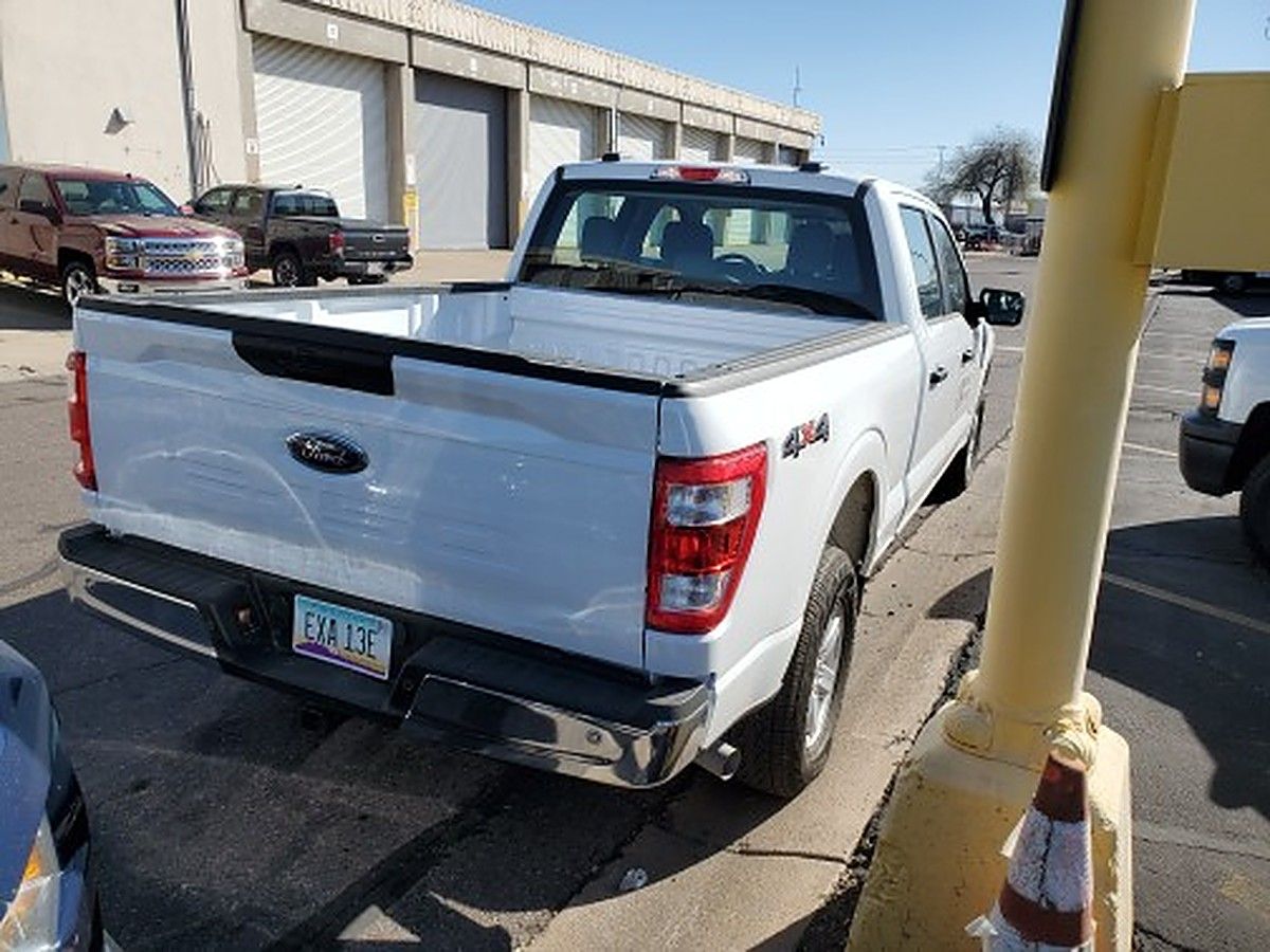 FORD F150CREWXLG4WD photo 2