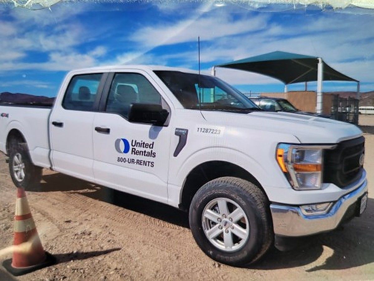 FORD F150CREWXLG4WD photo 2