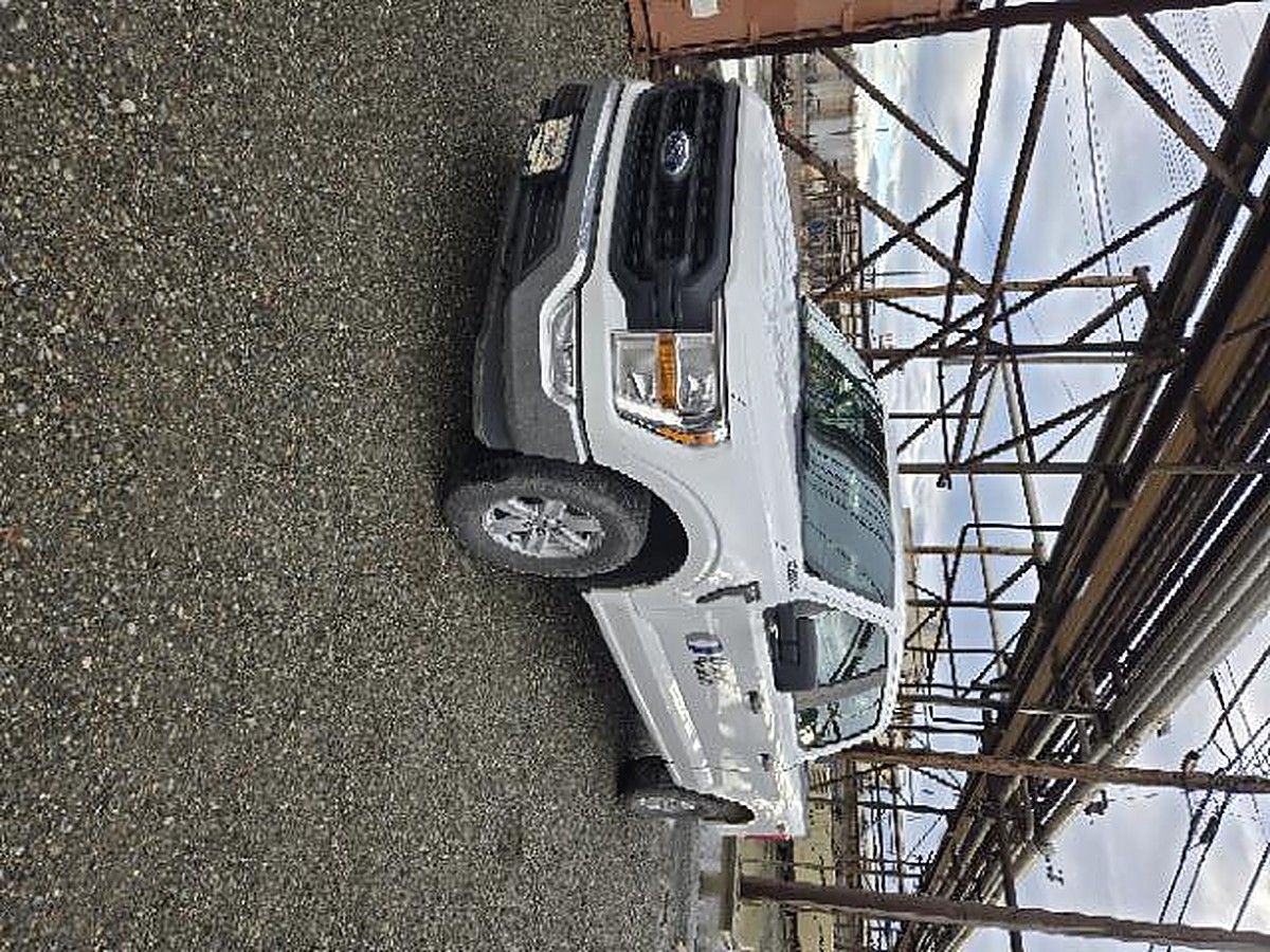 FORD F150CREWXLG4WD photo 10