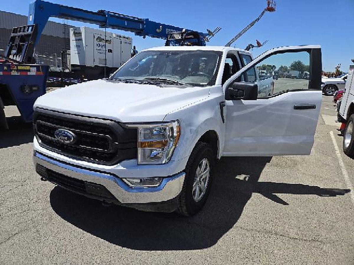 FORD F150CREWXLG4WD photo 4