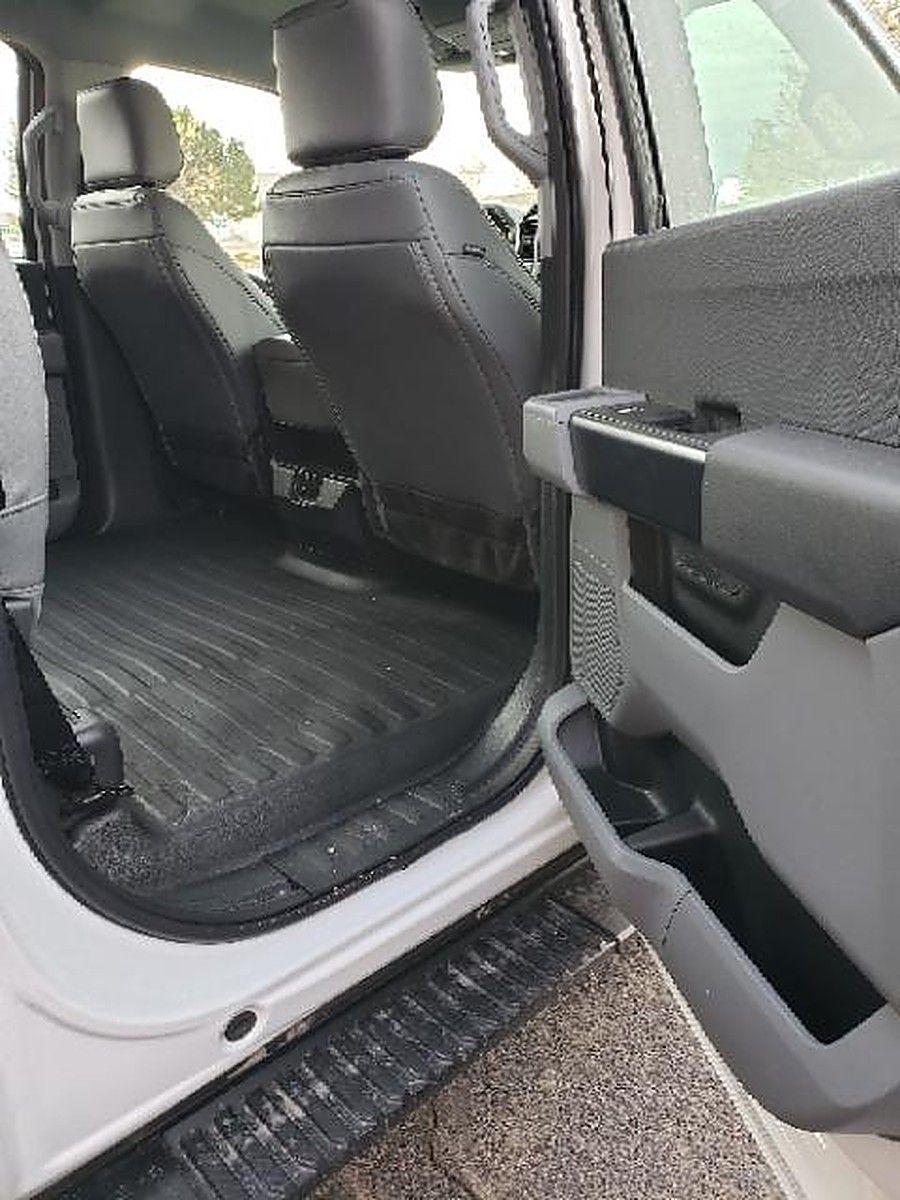 FORD F150CREWXLG4WD photo 11