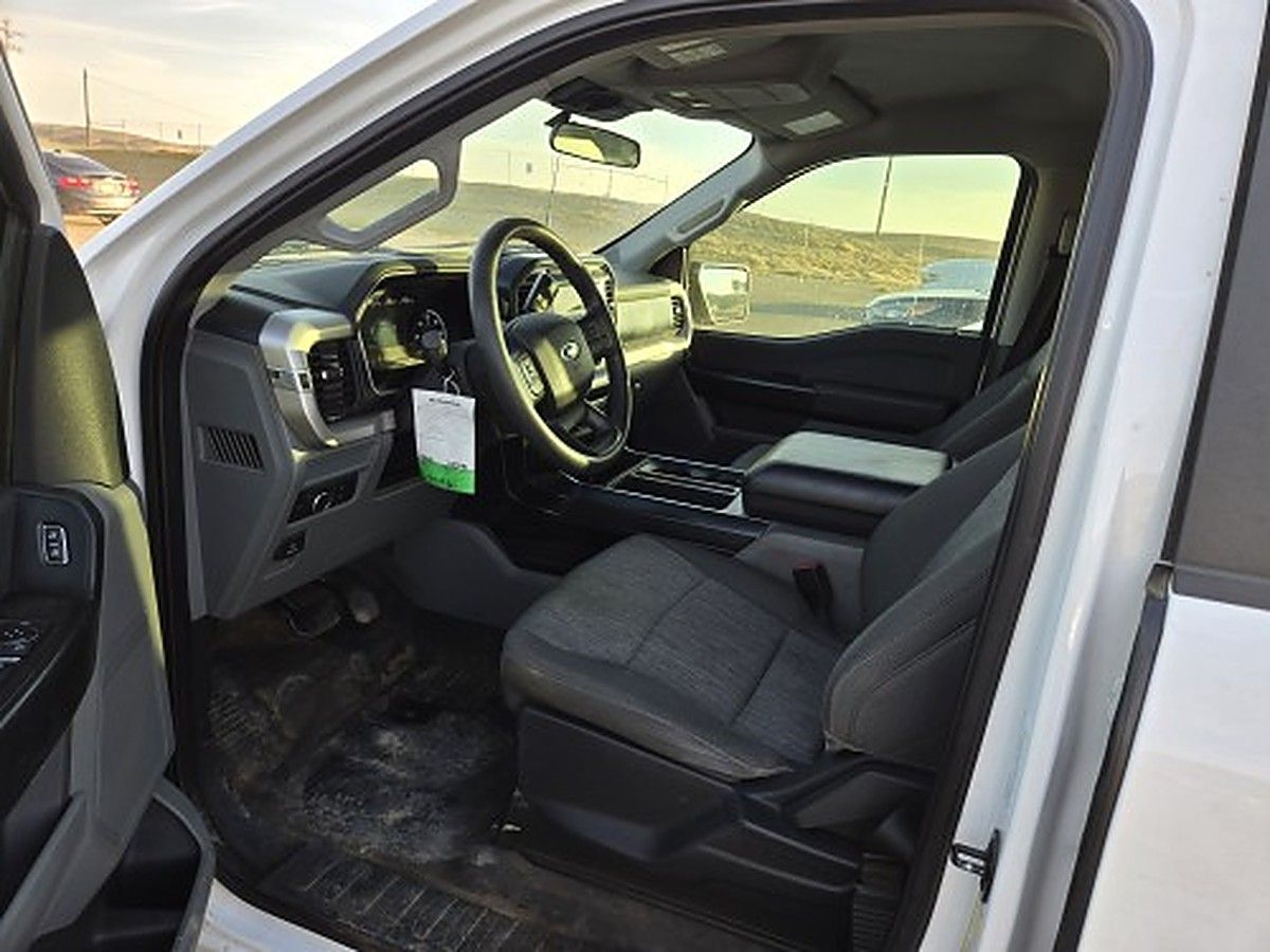 FORD F150CREWXLG4WD photo 3
