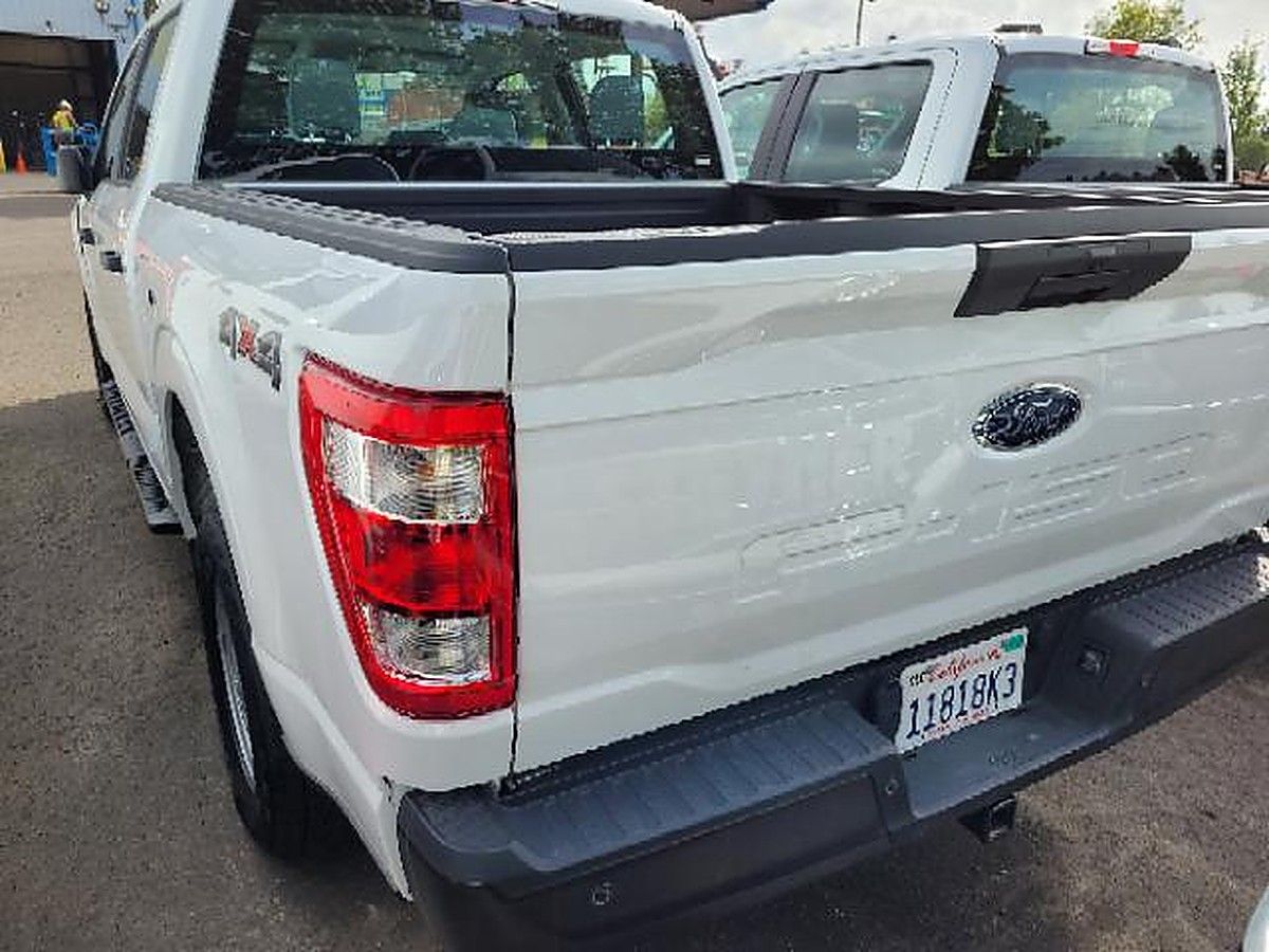 FORD F150CREWXLG4WD photo 8