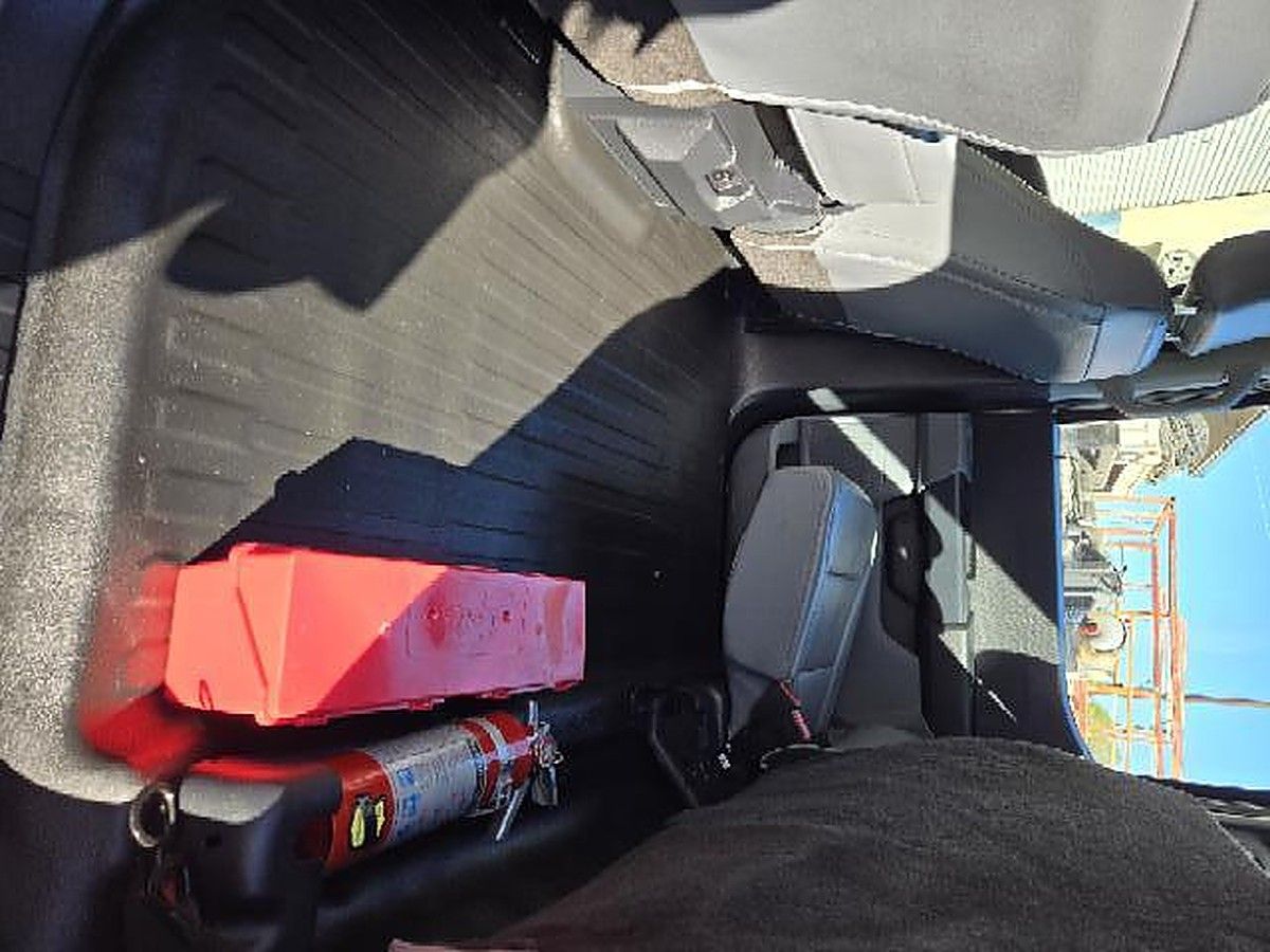 FORD F150CREWXLG4WD photo 4