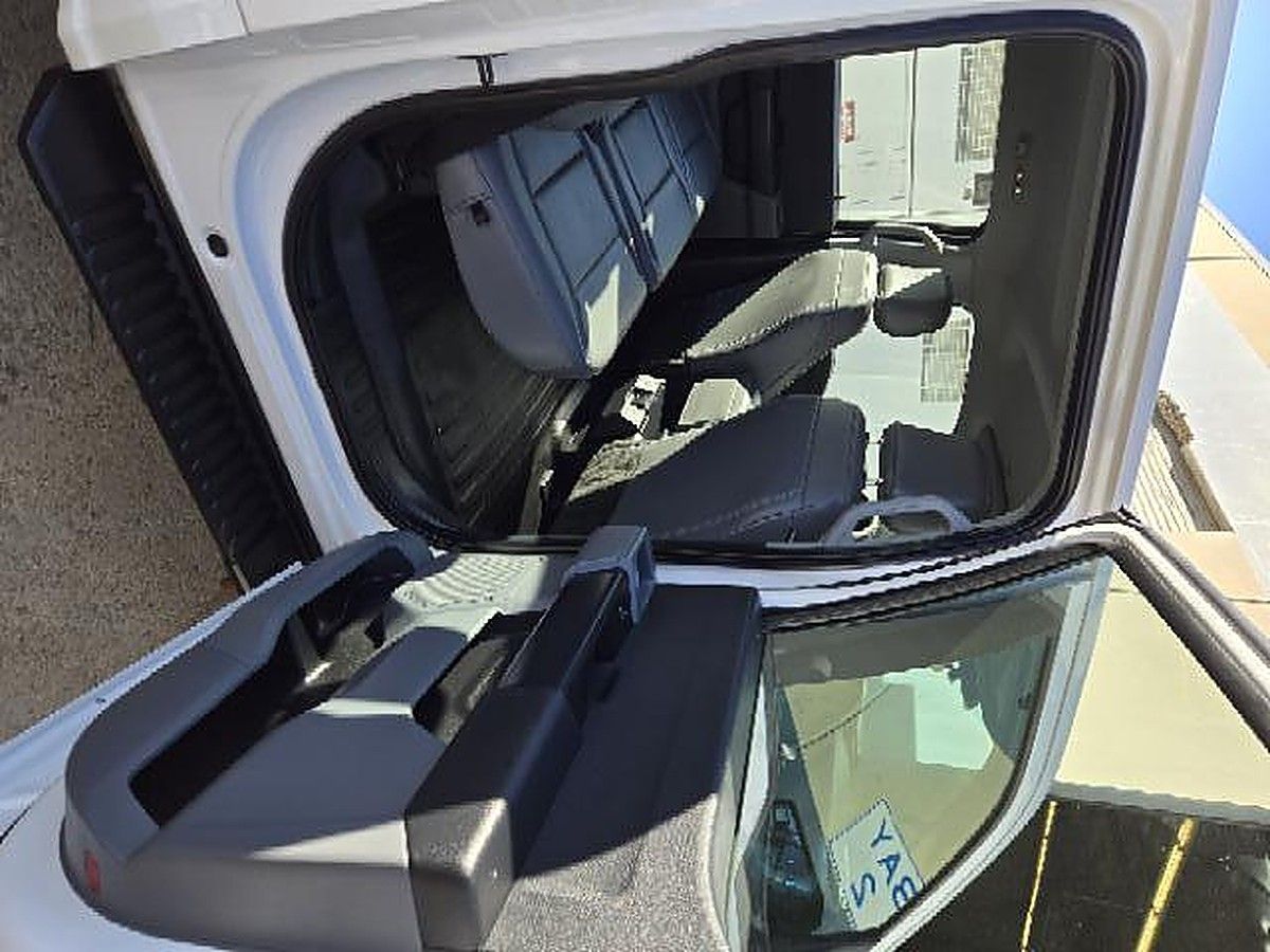 FORD F150CREWXLG4WD photo 7