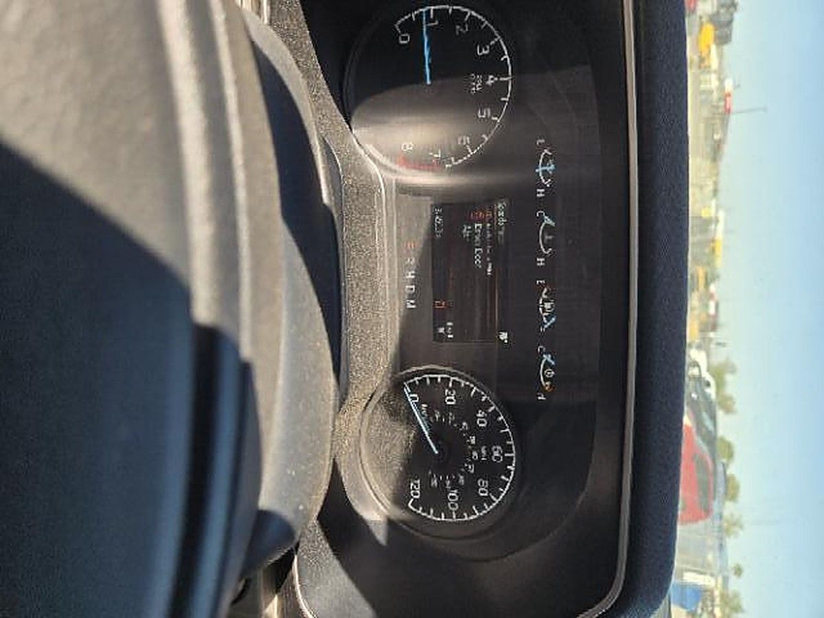 FORD F150CREWXLG4WD photo 2