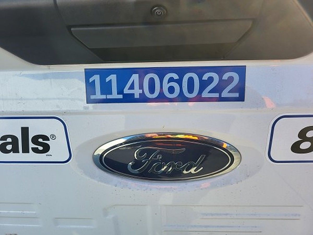 FORD F150CREWXLG4WD photo 19