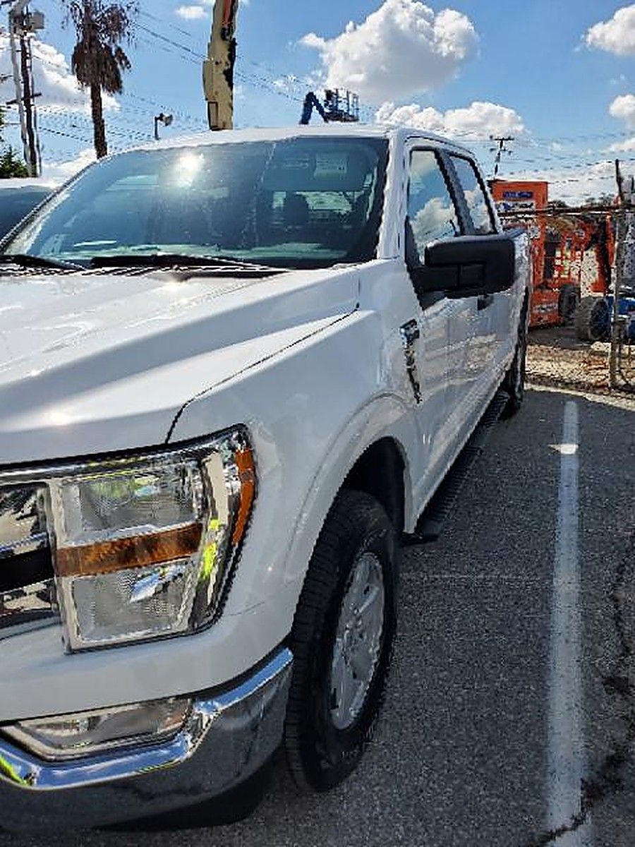 FORD F150CREWXLTG4WD photo 4