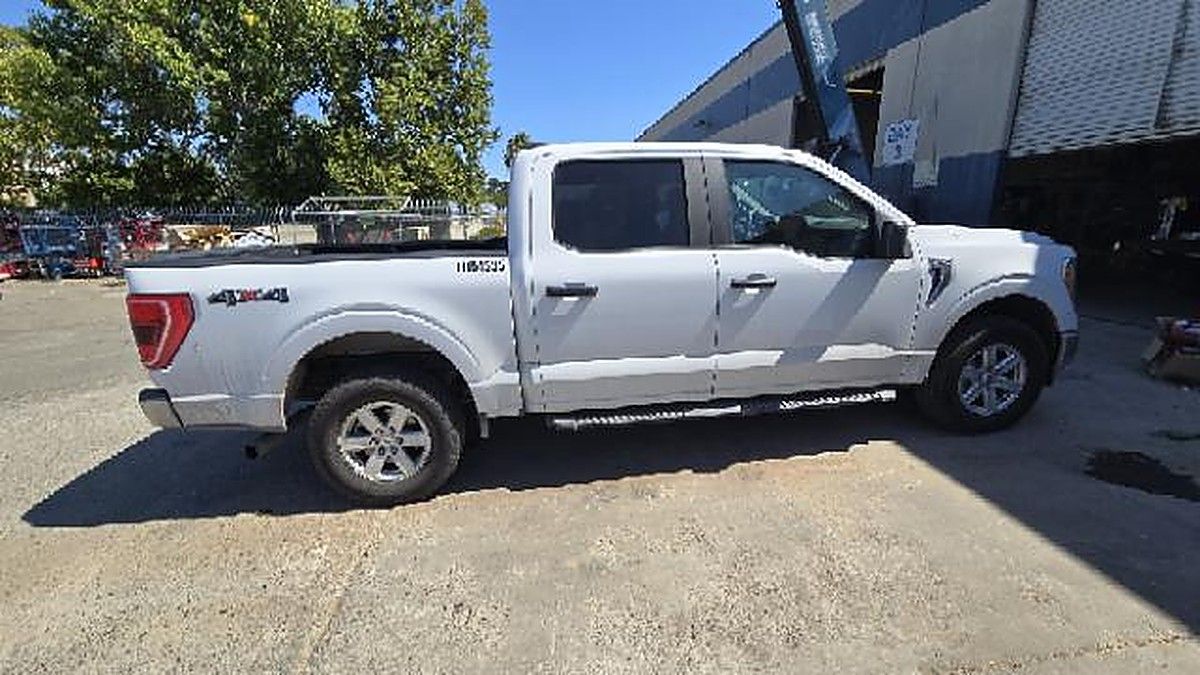 FORD F150CREWXLTG4WD photo 15