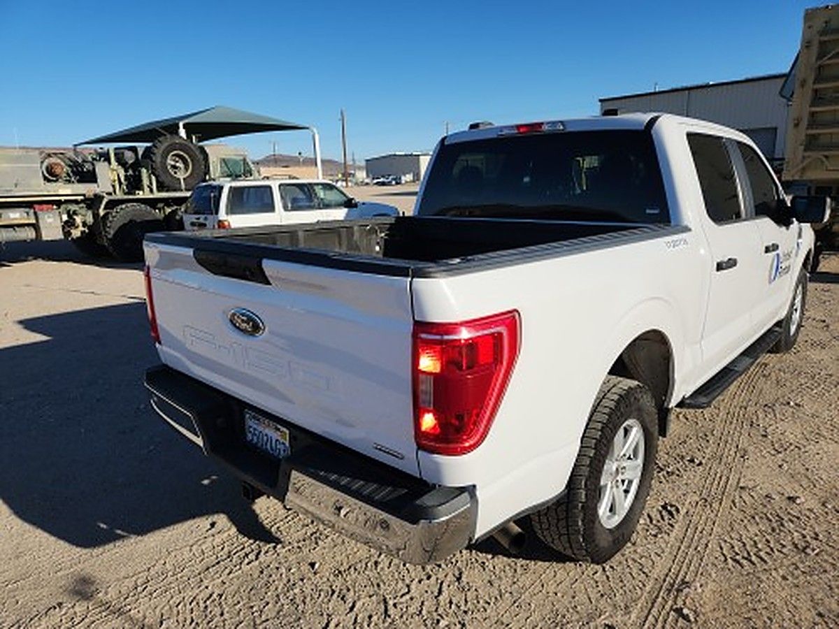 FORD F150CREWXLTG4WD photo 4