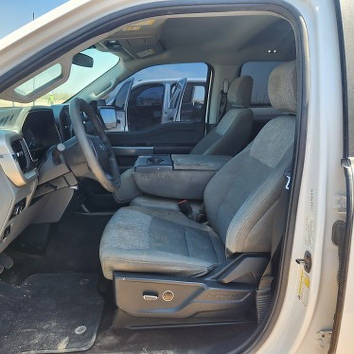 FORD F150CREWXLTG4WD photo 7