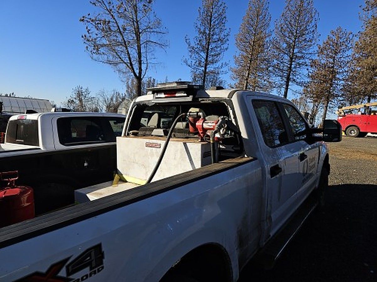 FORD F250CREWXLG4WD photo 4