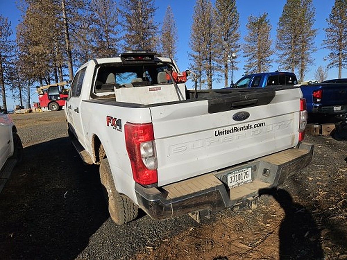 FORD F250CREWXLG4WD photo 9