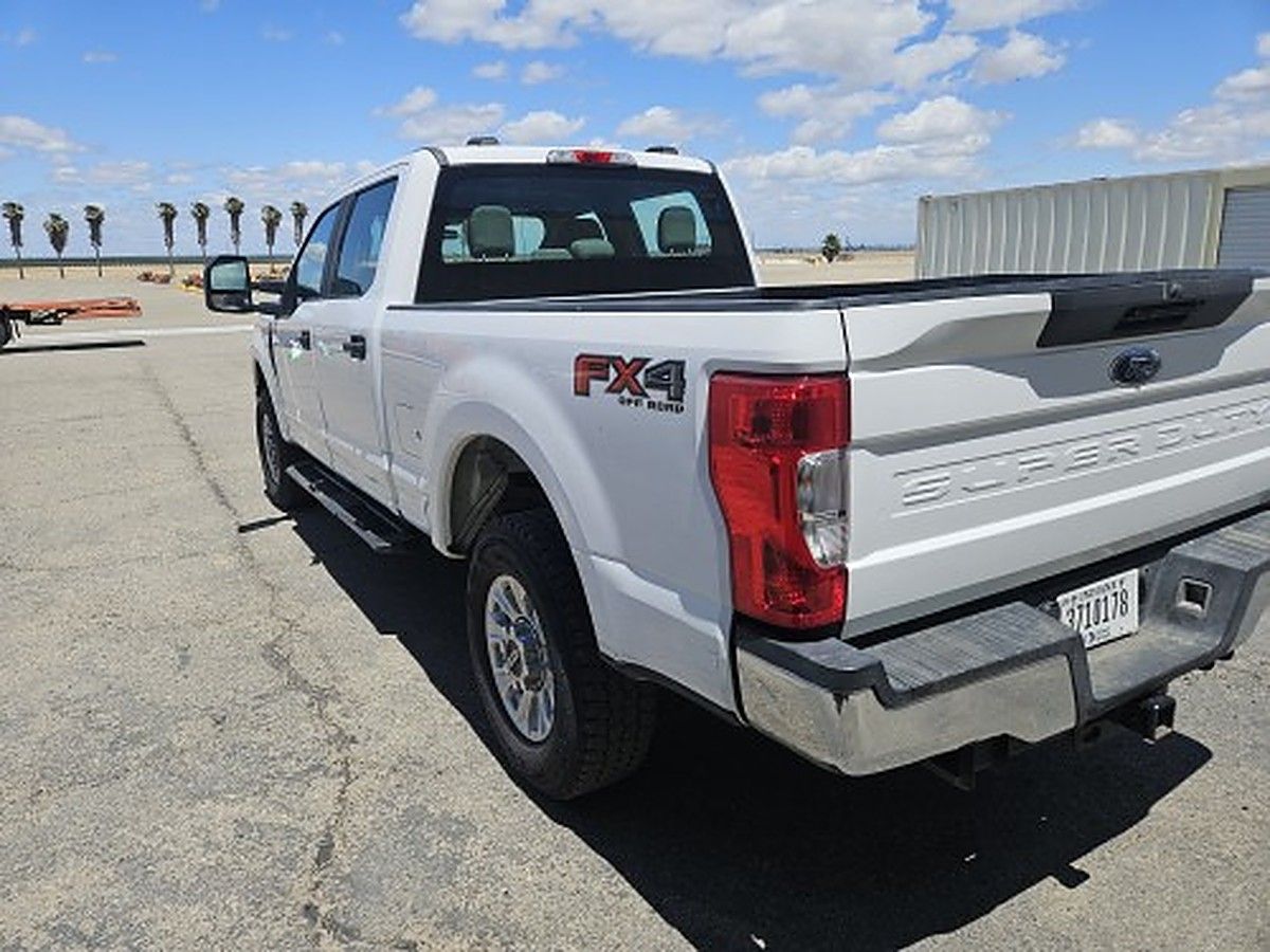 FORD F250CREWXLG4WD photo 6