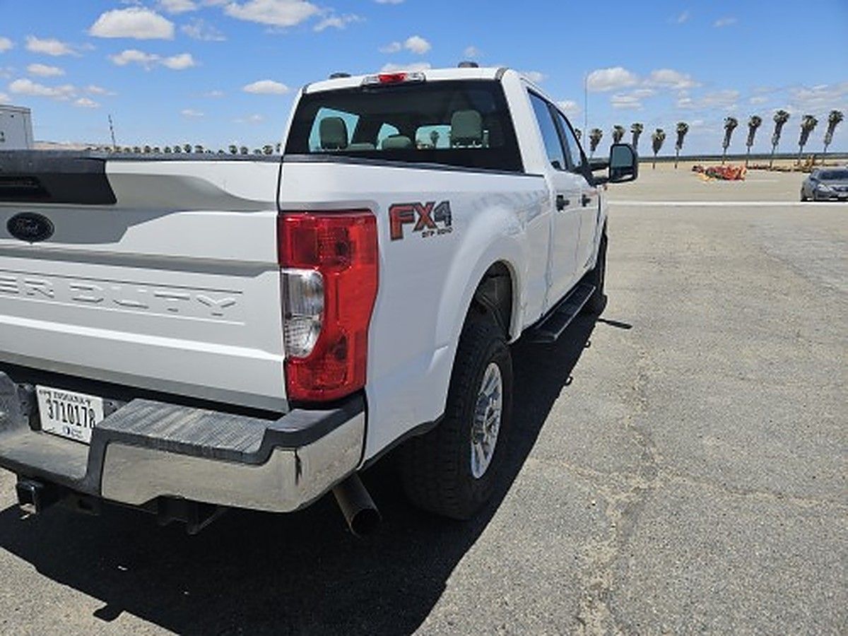 FORD F250CREWXLG4WD photo 9