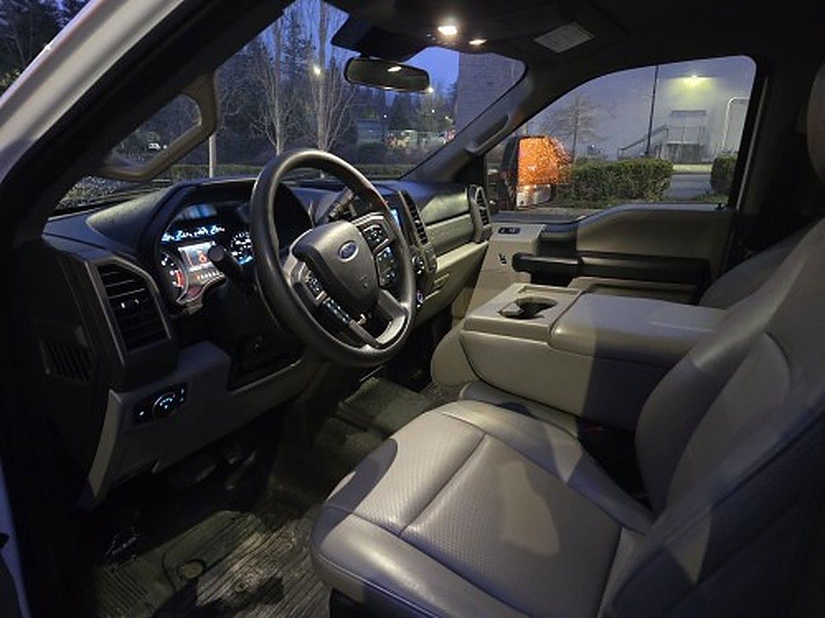 FORD F250CREWXLG4WD photo 5