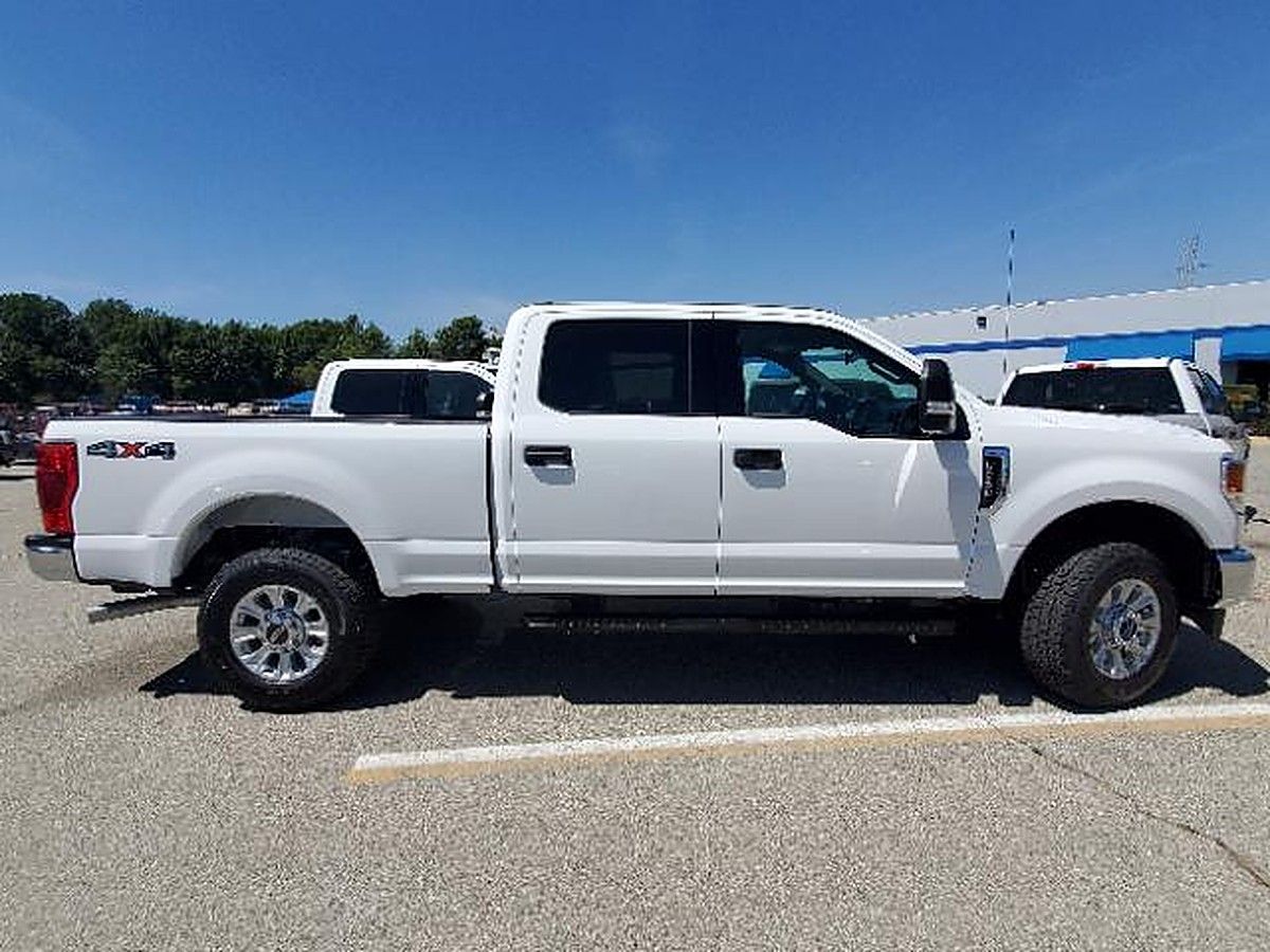 FORD F250CREWXLTG4WD photo 2