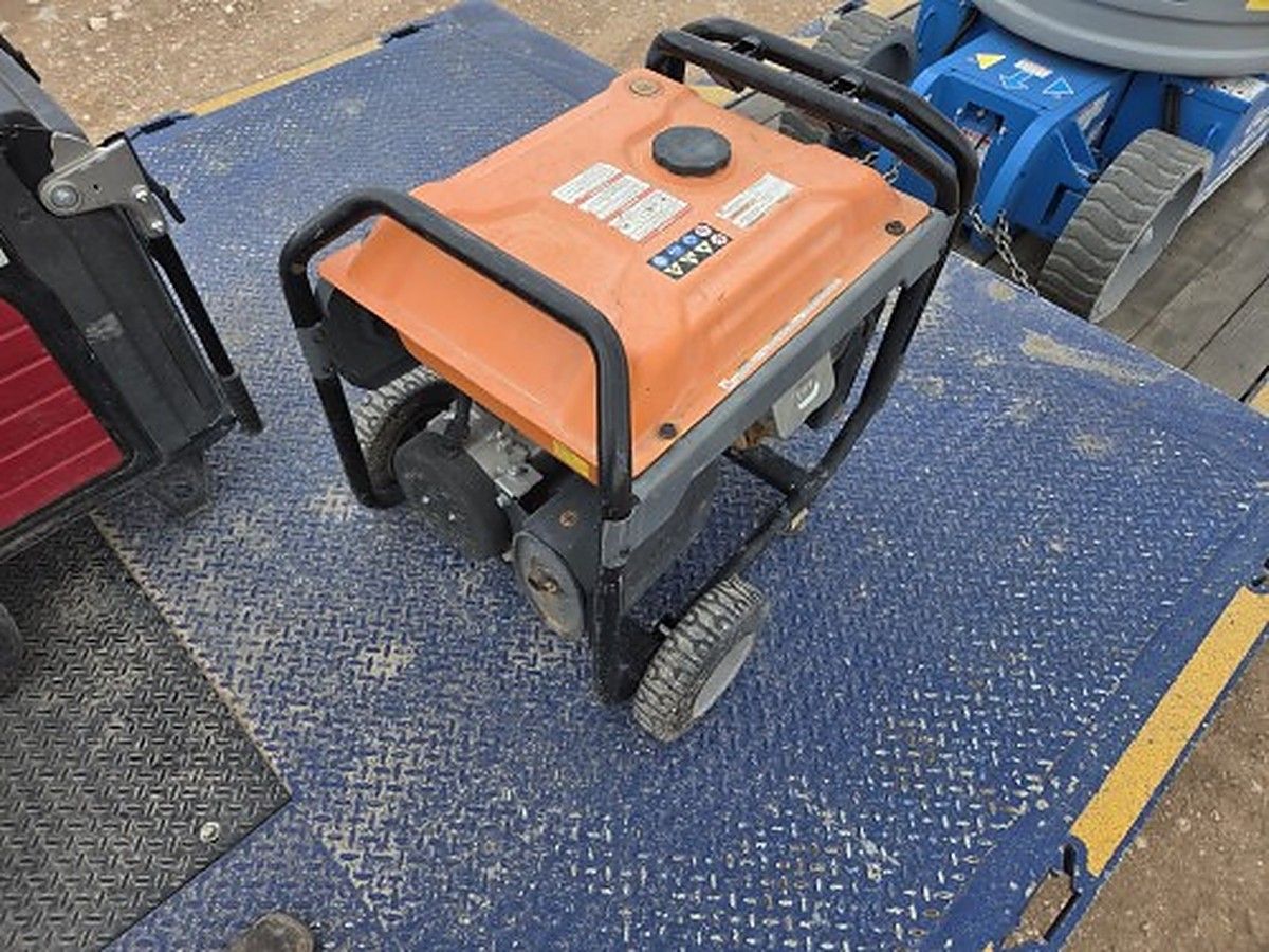 GENERAC GP8000E photo 2