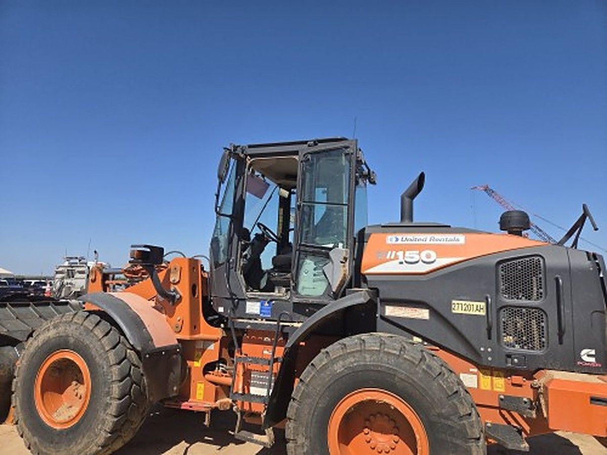 HITACHI ZW150-6 photo 9