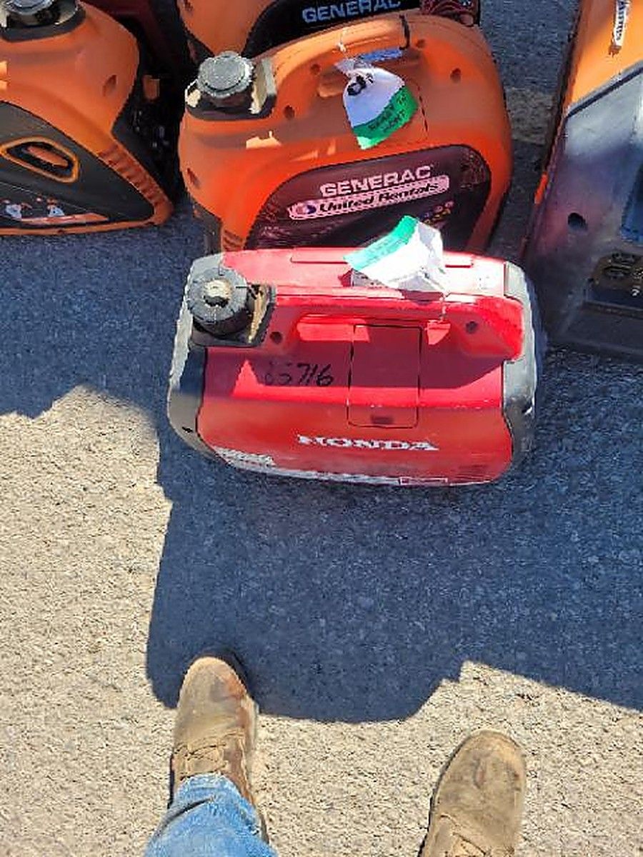 HONDA EU2200I photo 2