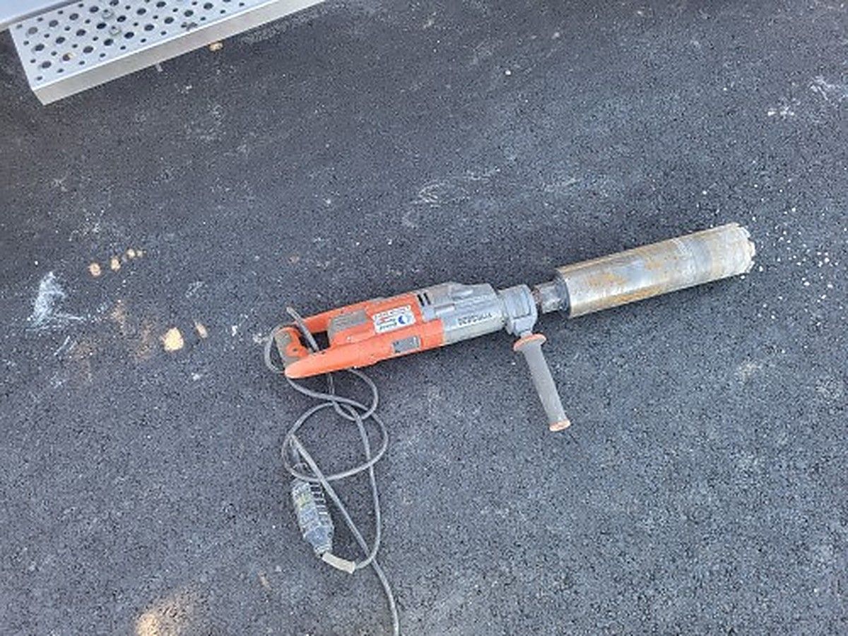 HUSQVARNA DM-220 photo 2
