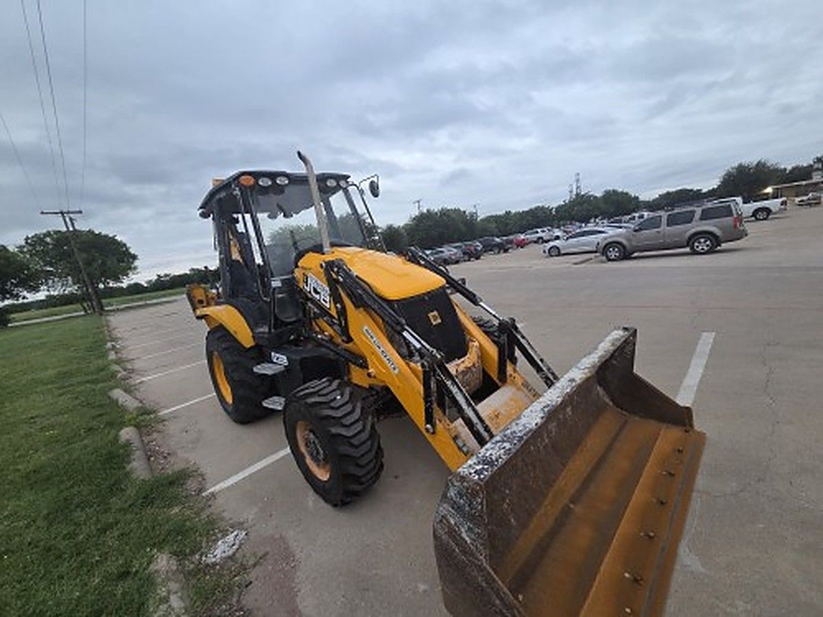 JCB 3CX-14 photo 3