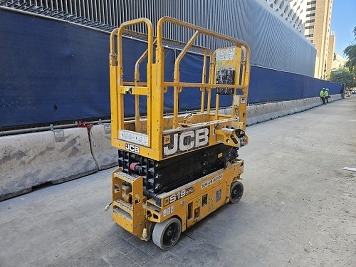 JCB S1930E photo 6