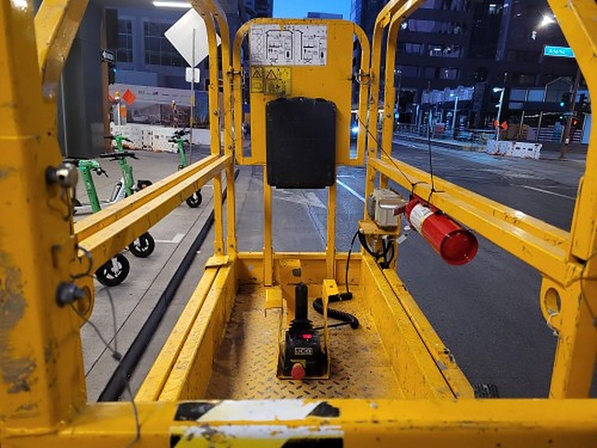 JCB S1930E photo 8