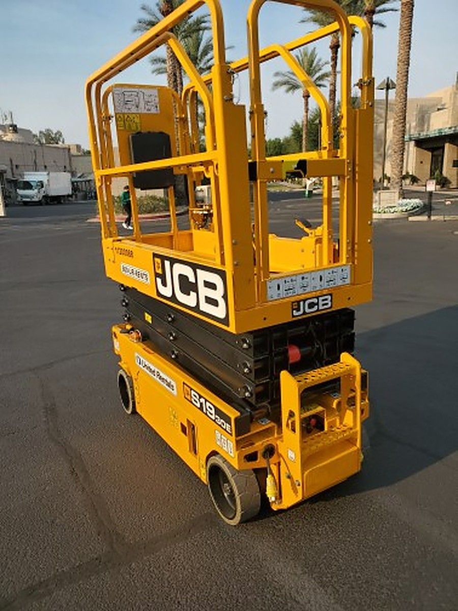 JCB S1930E photo 4
