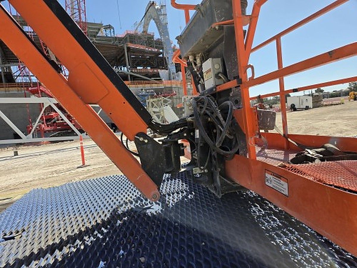 JLG 660SJ photo 11