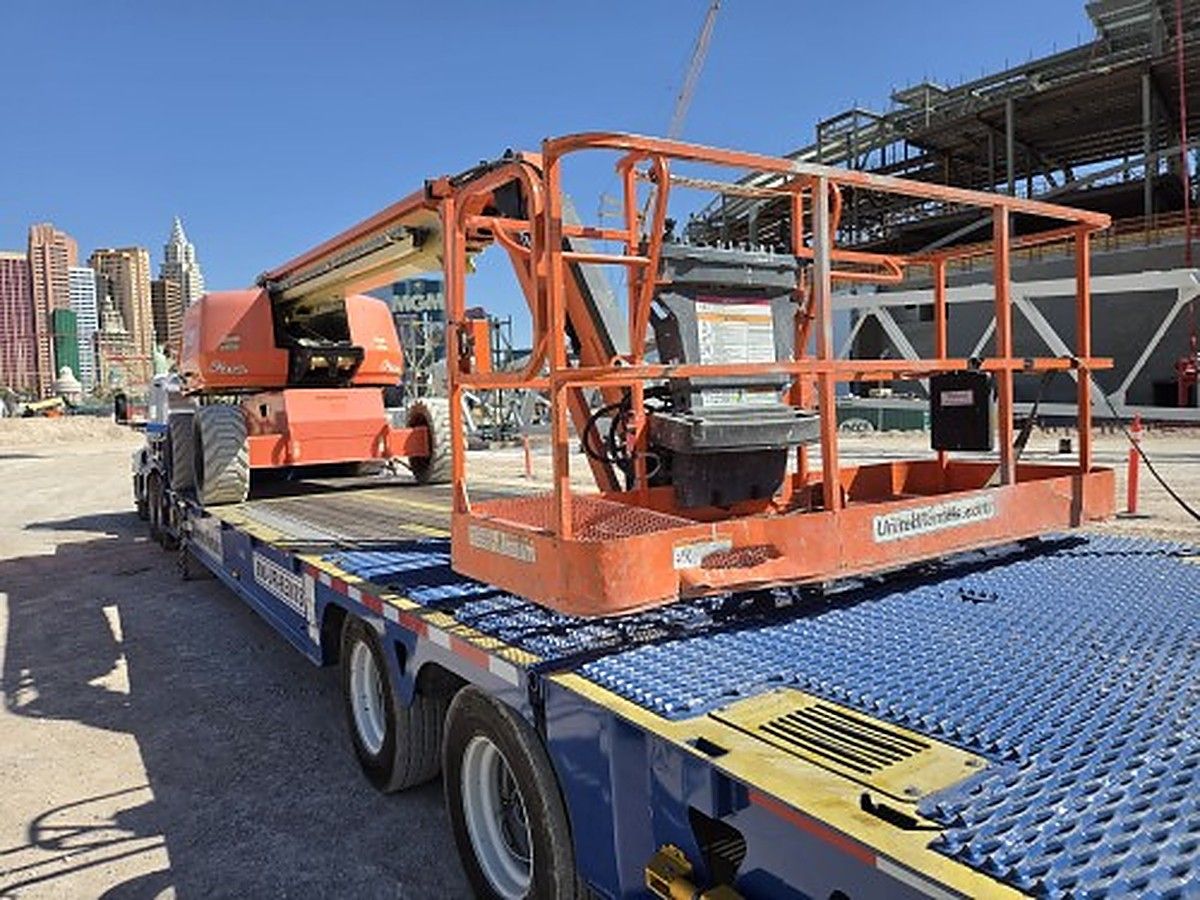 JLG 660SJ photo 12