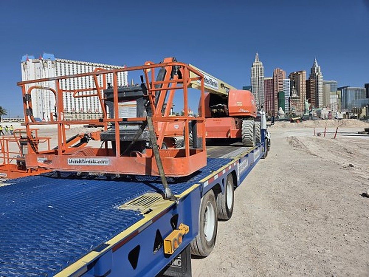JLG 660SJ photo 14