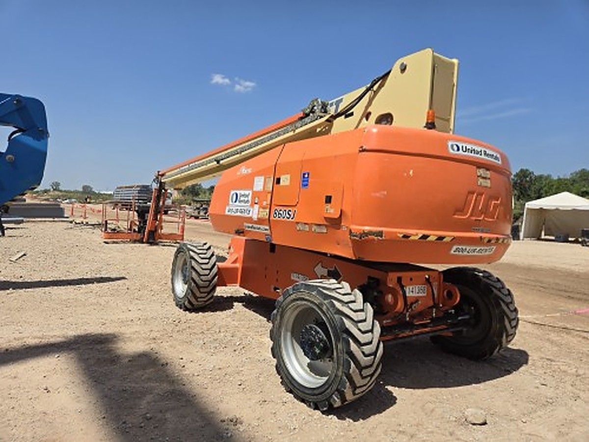 JLG 860SJ photo 2