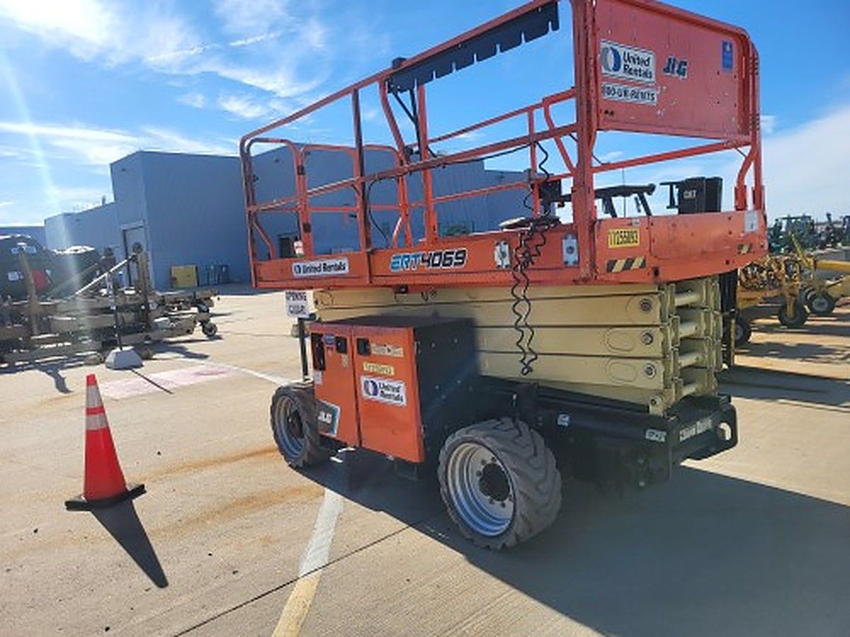 JLG ERT4069 photo 2