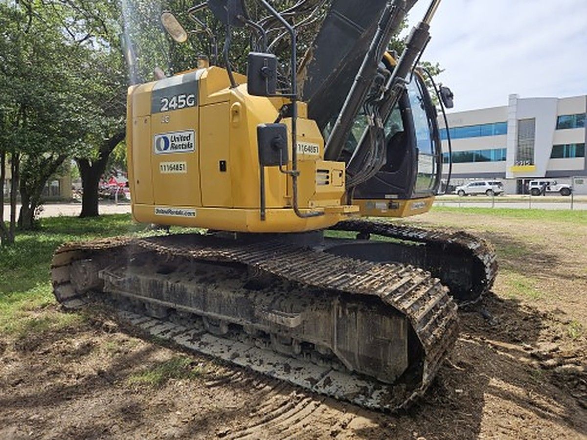 JOHN DEERE 245G LC photo 7