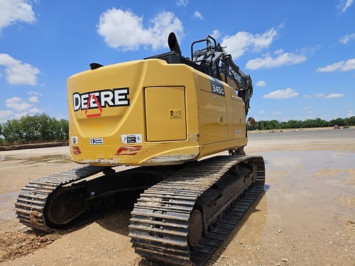 JOHN DEERE 345G LC photo 6