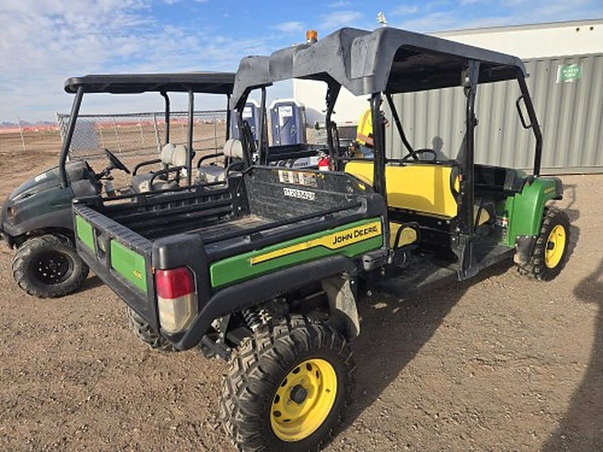 JOHN DEERE XUV855M S4 photo 4