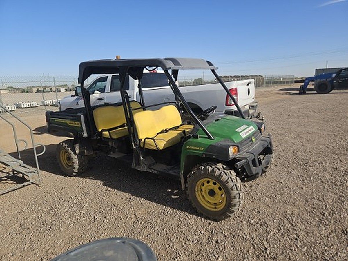 JOHN DEERE XUV855M S4 photo 6