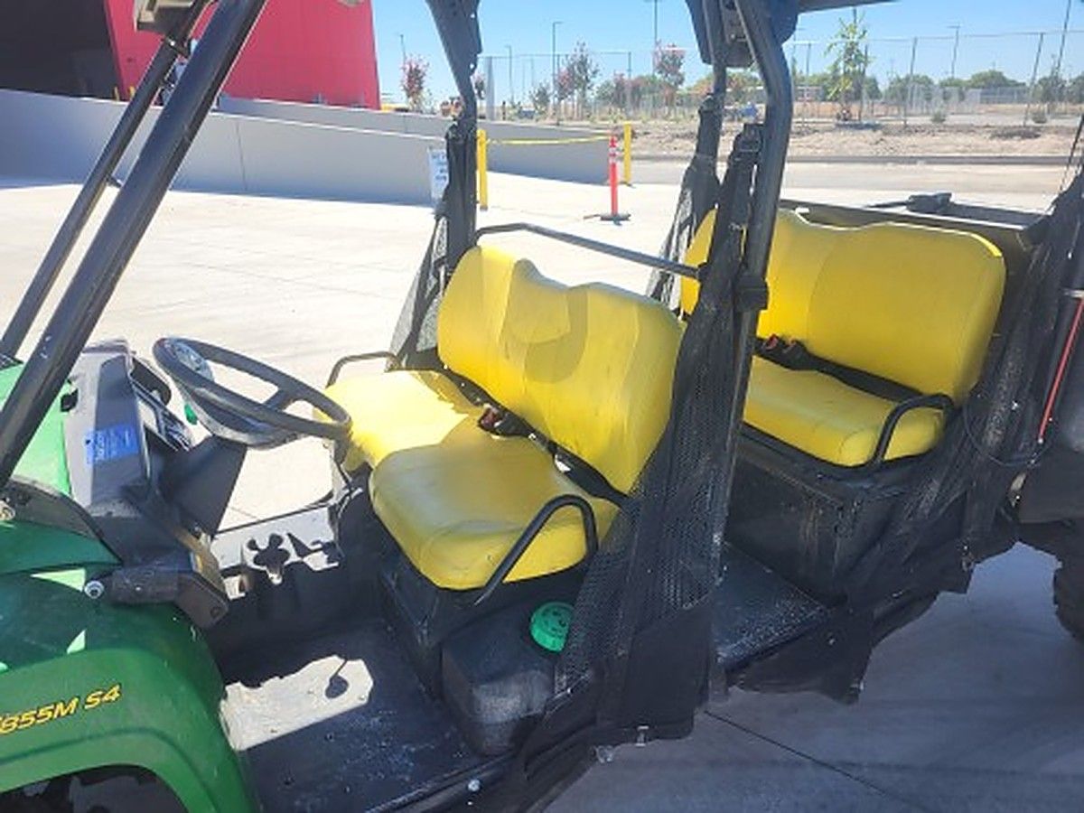 JOHN DEERE XUV855M S4 photo 5