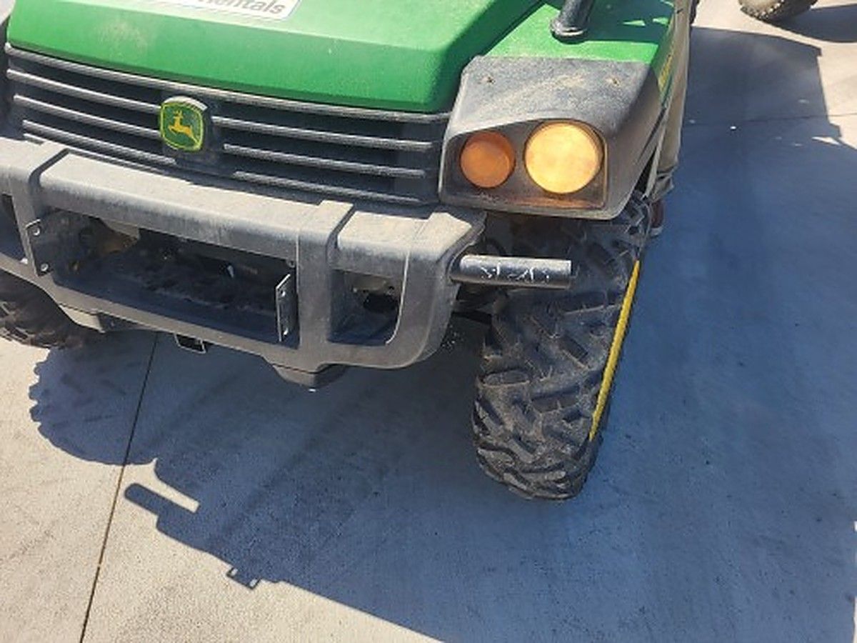 JOHN DEERE XUV855M S4 photo 7