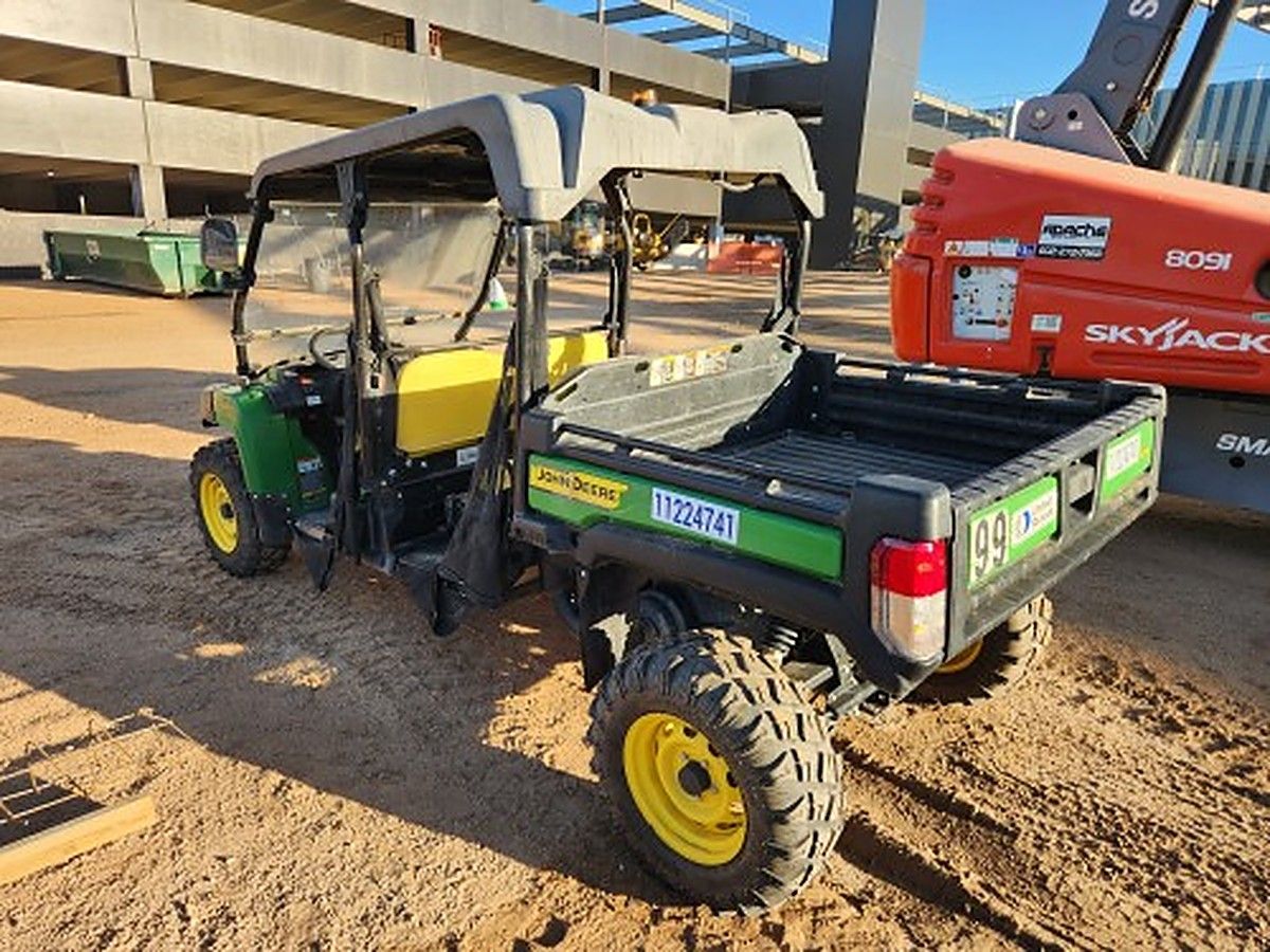 JOHN DEERE XUV855M S4 photo 4