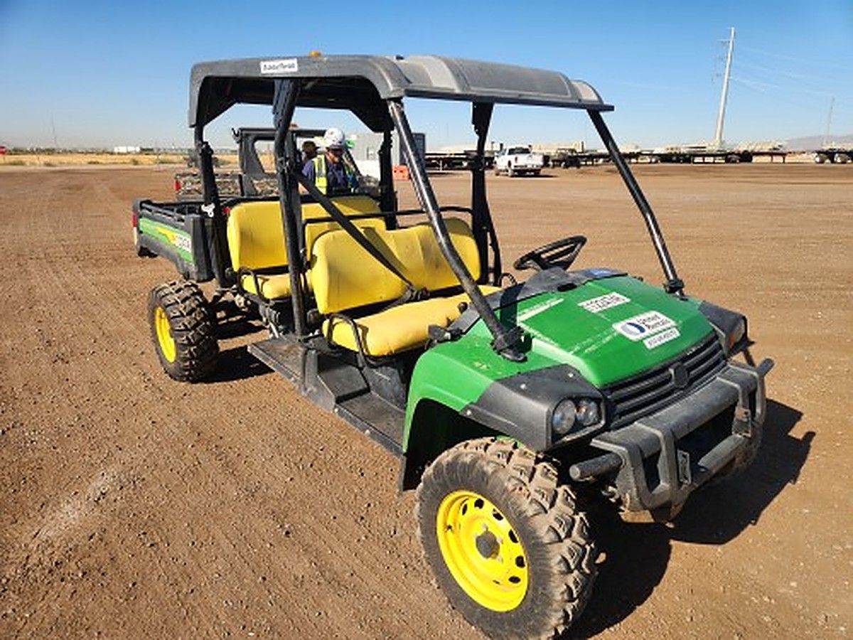 JOHN DEERE XUV855M S4 photo 3