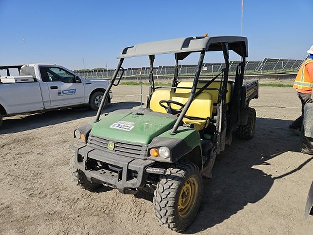 JOHN DEERE XUV855M S4 photo 3