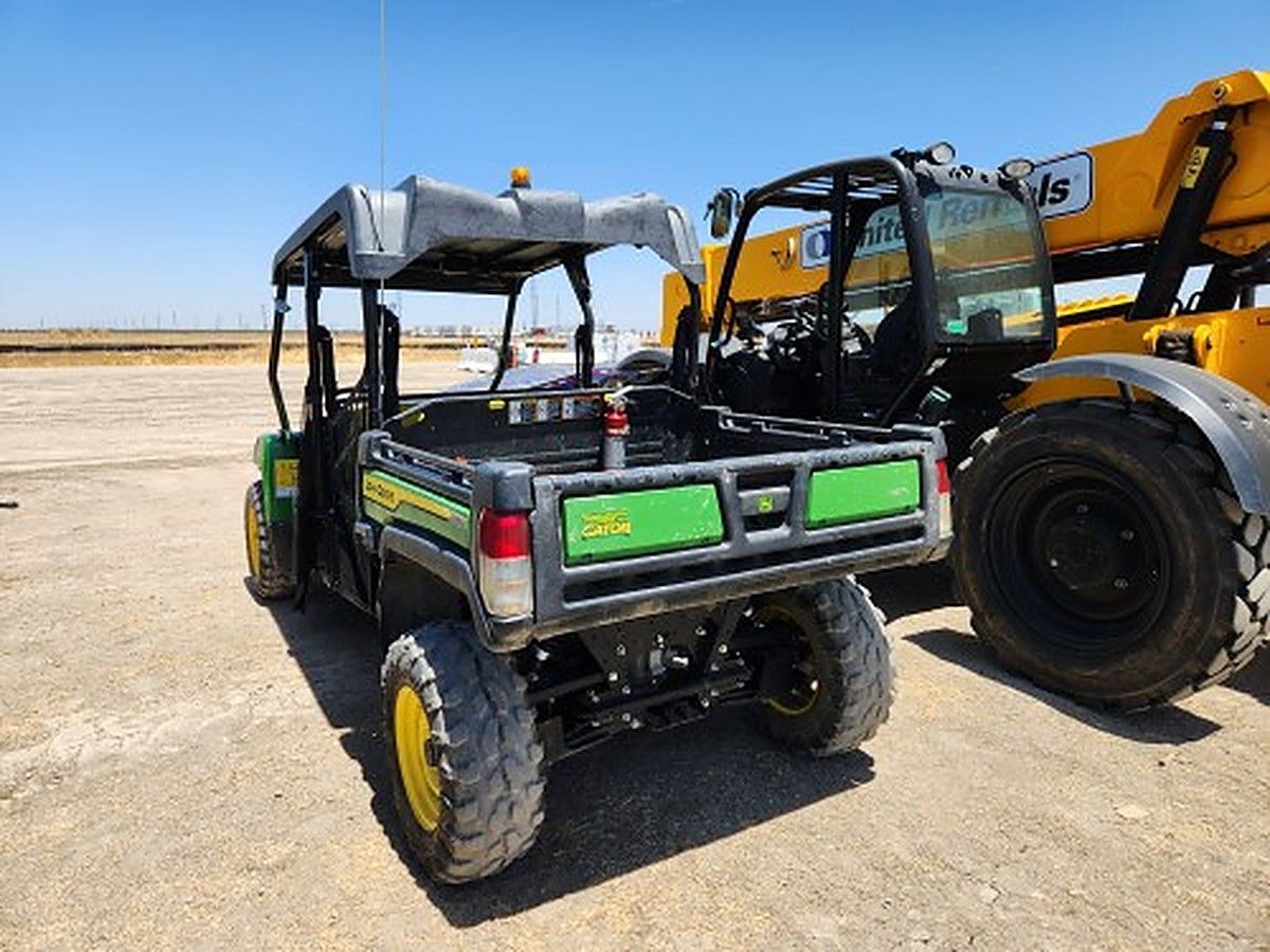 JOHN DEERE XUV855M S4 photo 4