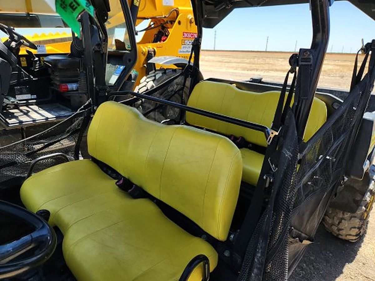 JOHN DEERE XUV855M S4 photo 5