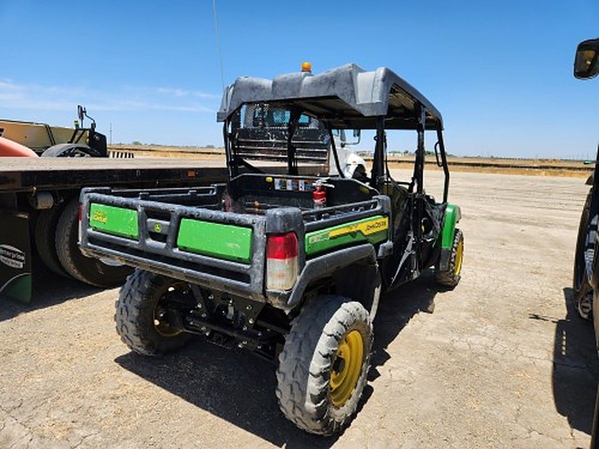 JOHN DEERE XUV855M S4 photo 6
